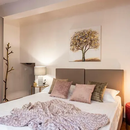 - Borgo Pinti Angels * Firenze